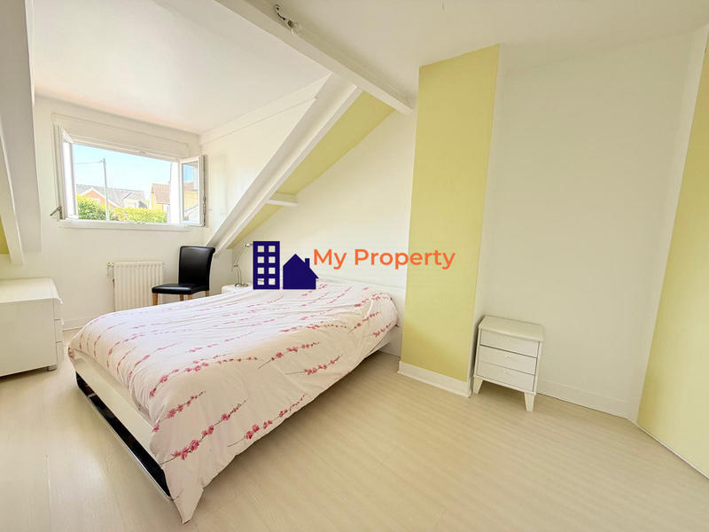 Maison - 98 m² - 6 pièces