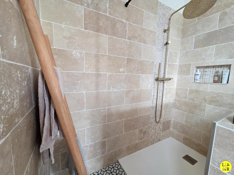 Maison - 327 m² - 10 pièces