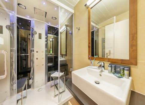 Maison - 85 m² - 5 pièces