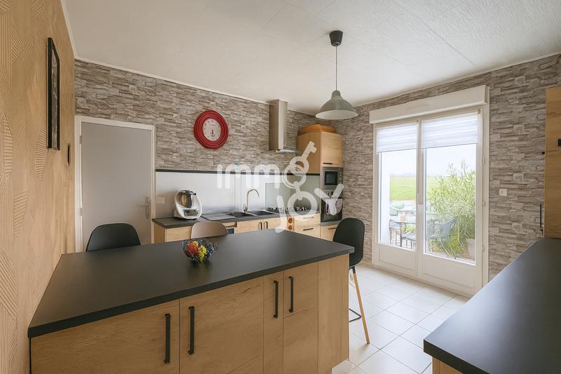 Maison - 100 m² - 4 pièces