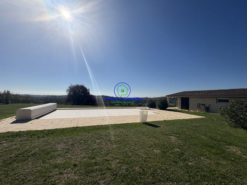 Maison - 273 m² - 8 pièces