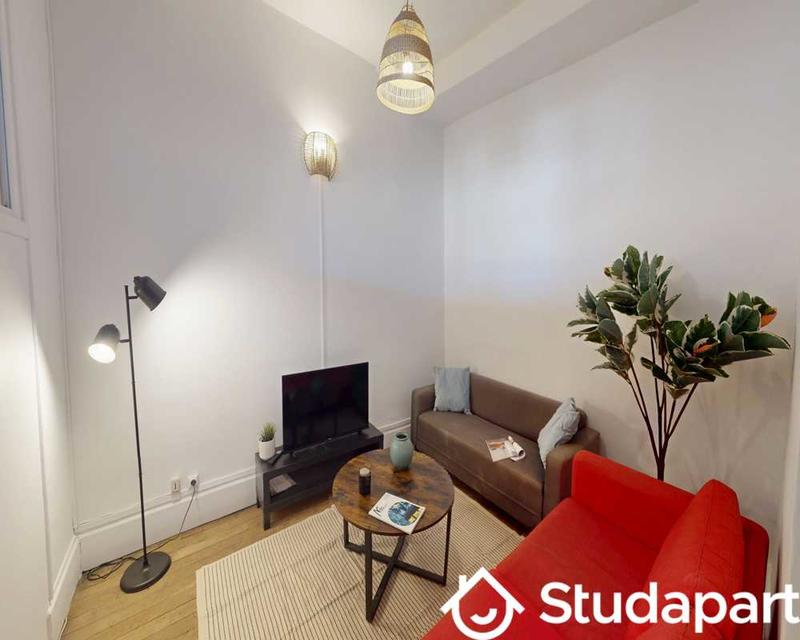 Chambre - 60 m² - 1 pièce