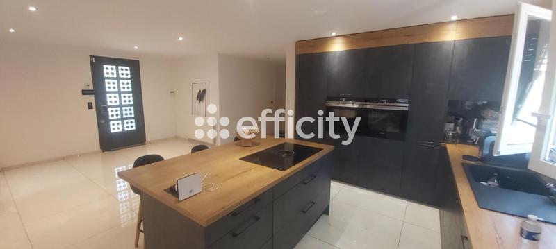 Maison - 117 m² - 5 pièces