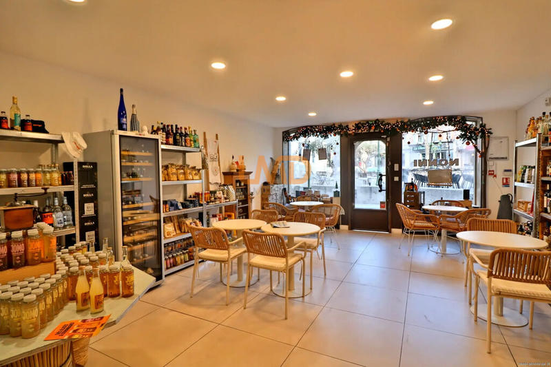 Bureau - 121 m² - 6 pièces