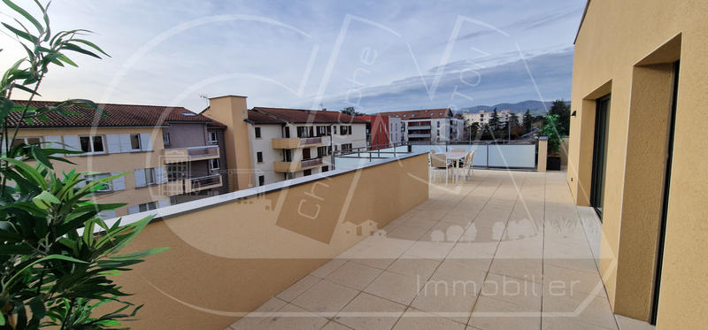 Appartement - 89 m² - 4 pièces