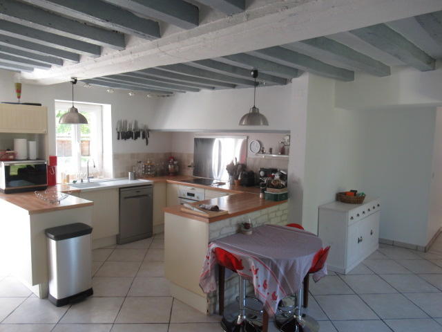 Maison - 256 m² - 10 pièces