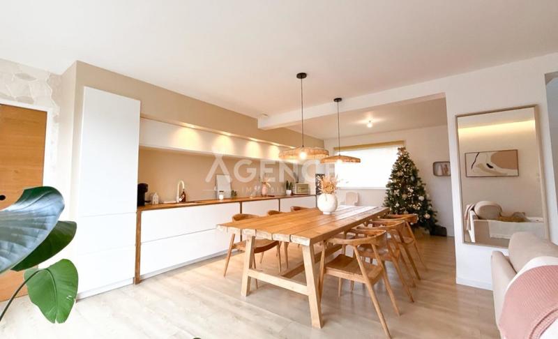 Maison - 136 m² - 5 pièces