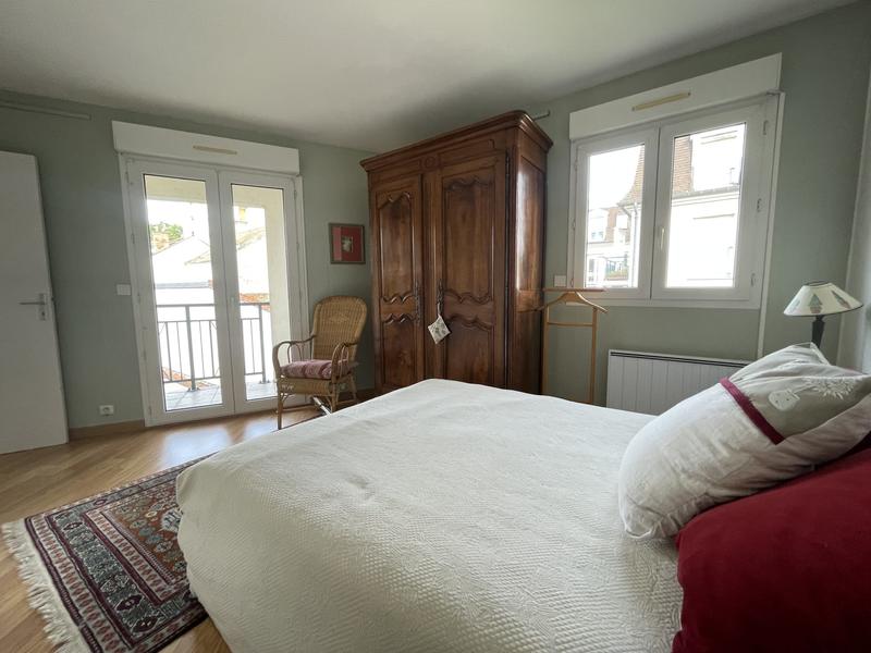 Appartement - 197 m² - 5 pièces