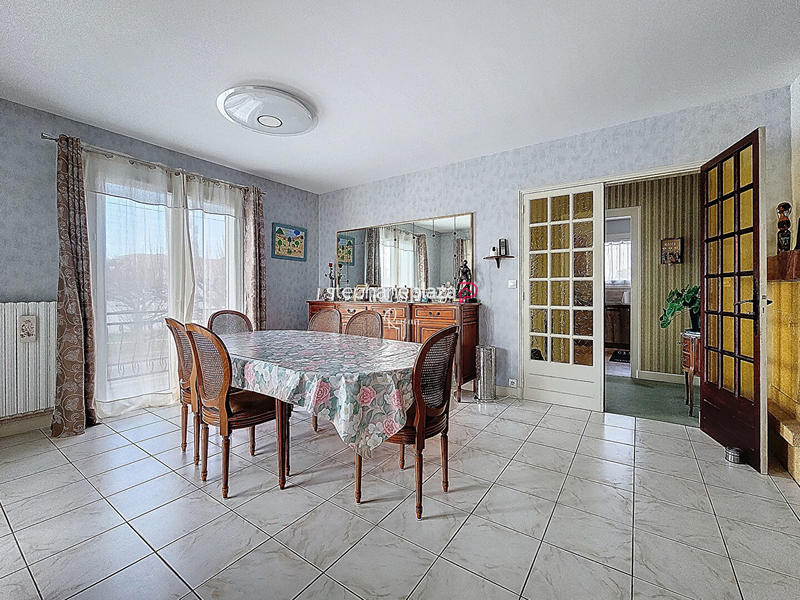 Maison - 160 m² - 7 pièces