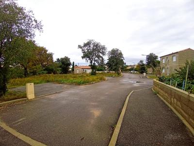 Terrain constructible - 794 m²