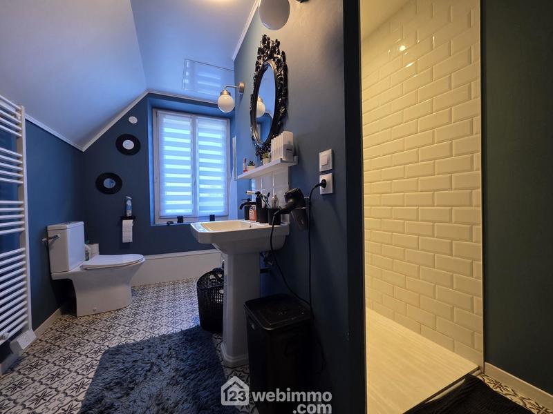 Maison - 143 m² - 5 pièces