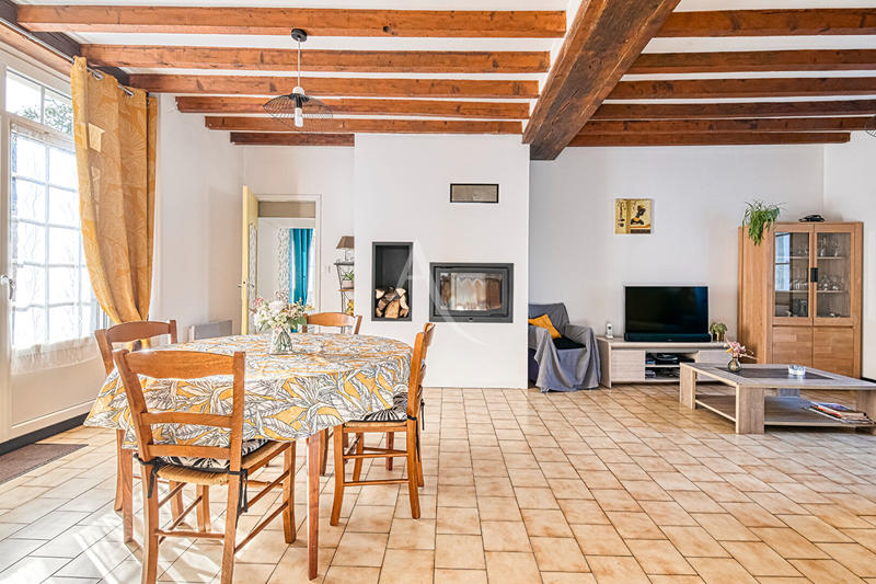 Maison - 175 m² - 8 pièces