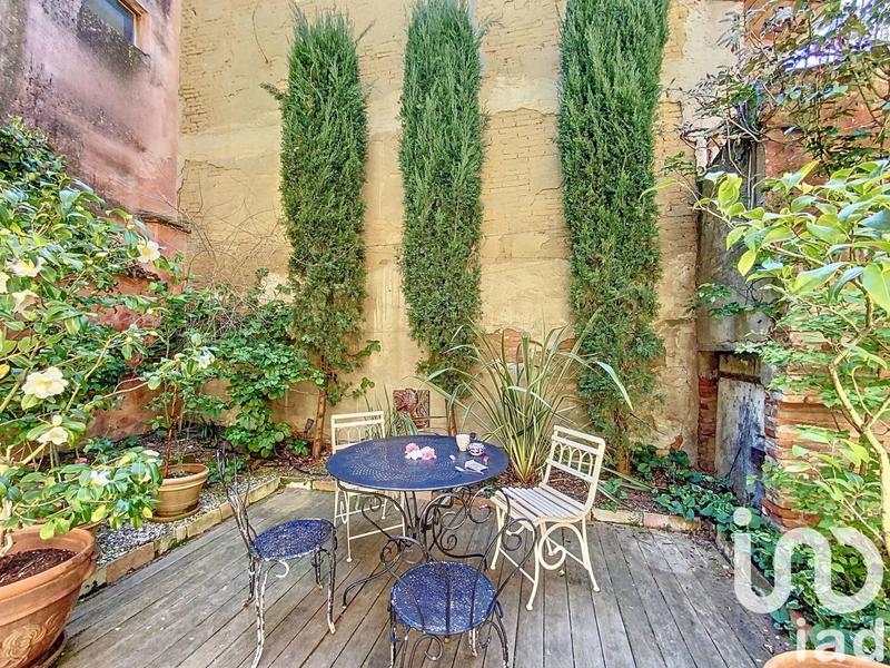 Maison - 393 m² - 10 pièces