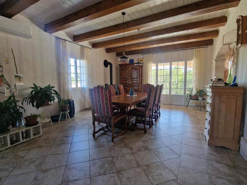 Demeure - 175 m² - 5 pièces