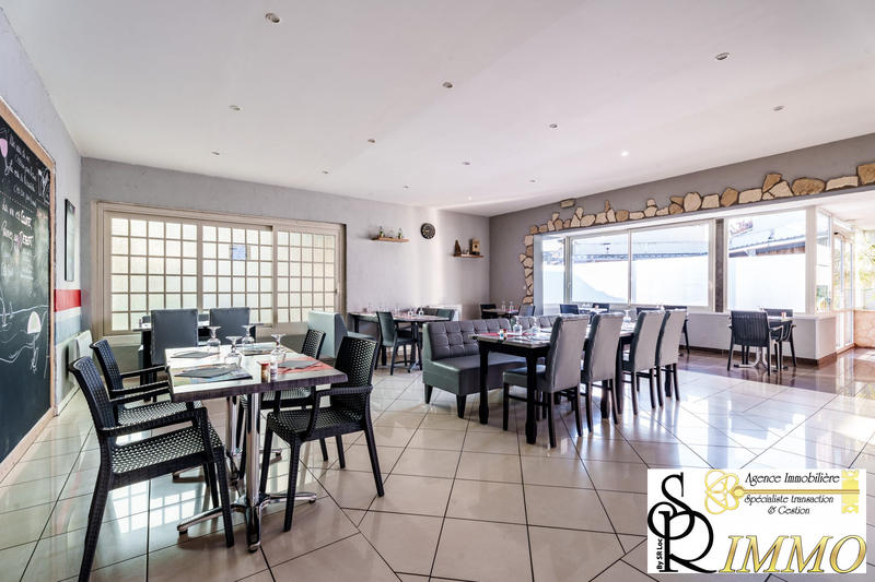 Fonds de commerce - Local commercial - 384 m²