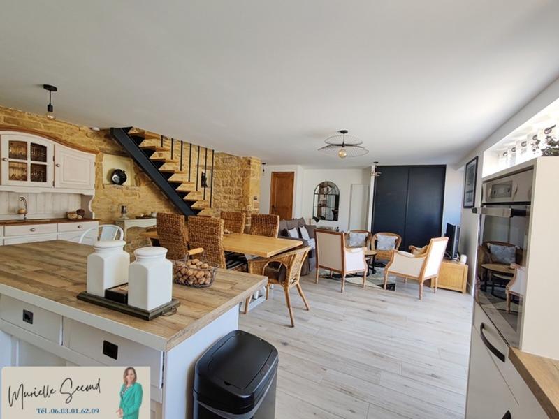 Maison - 90 m² - 3 pièces