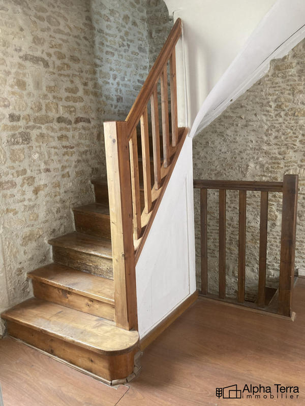 Maison ancienne - 108 m² - 9 pièces