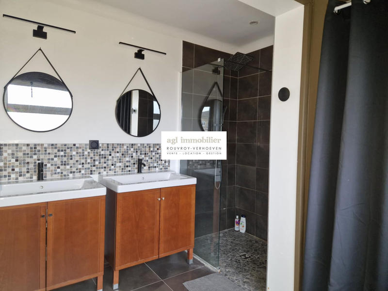 Maison - 186 m² - 4 pièces