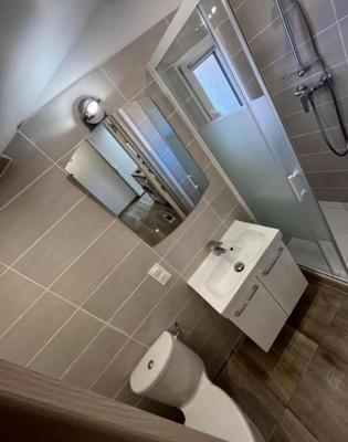 Studio - 12 m² - 1 pièce