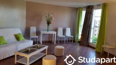 Chambre - 11 m² - 1 pièce