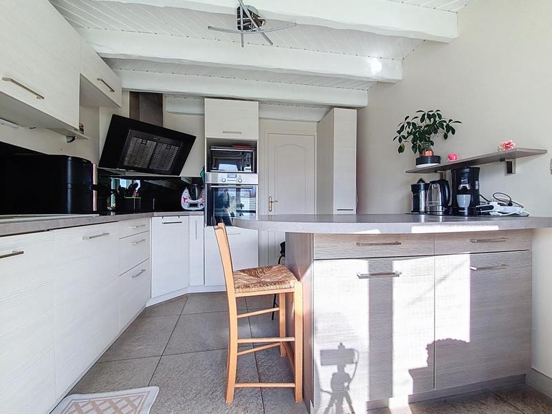 Maison - 177 m² - 7 pièces