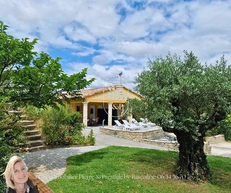 Maison - 202 m² - 6 pièces