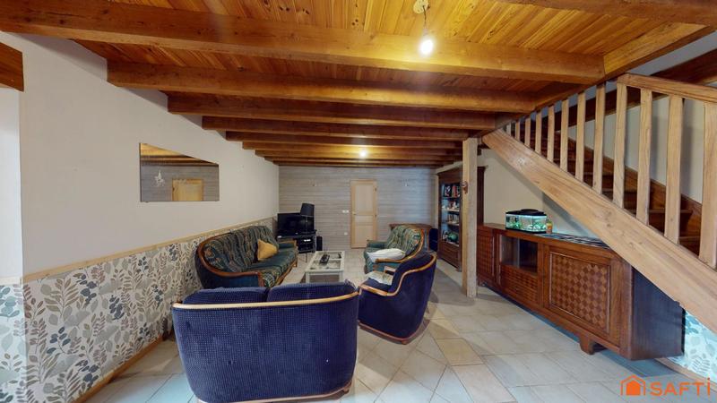 Maison - 205 m² - 5 pièces