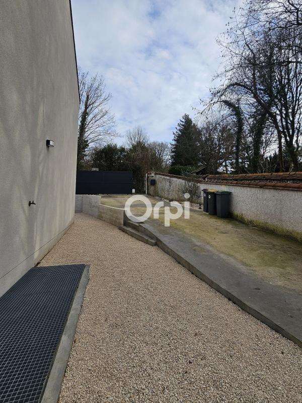 Maison - 93 m² - 4 pièces