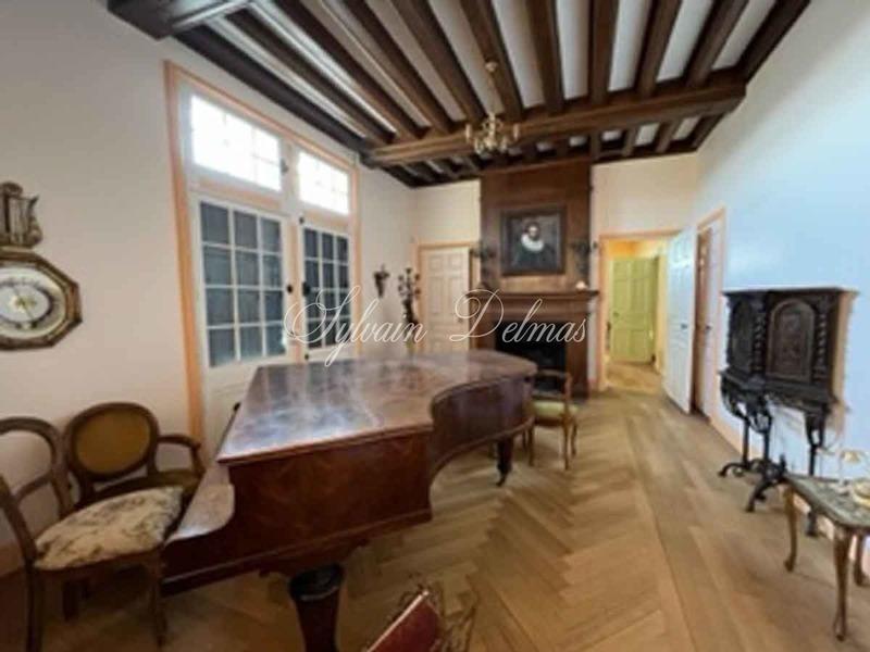 Château - 1 000 m² - 16 pièces