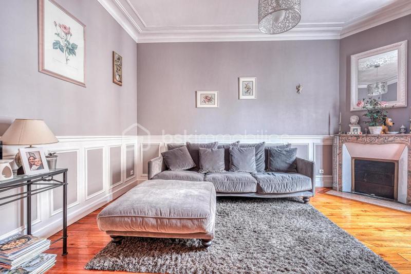 Demeure - 171 m² - 6 pièces