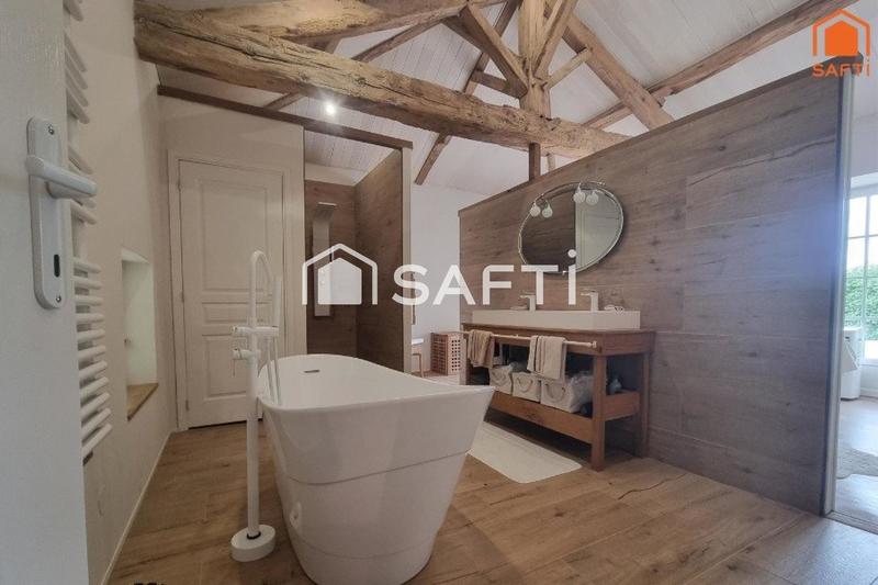 Villa - 250 m² - 9 pièces