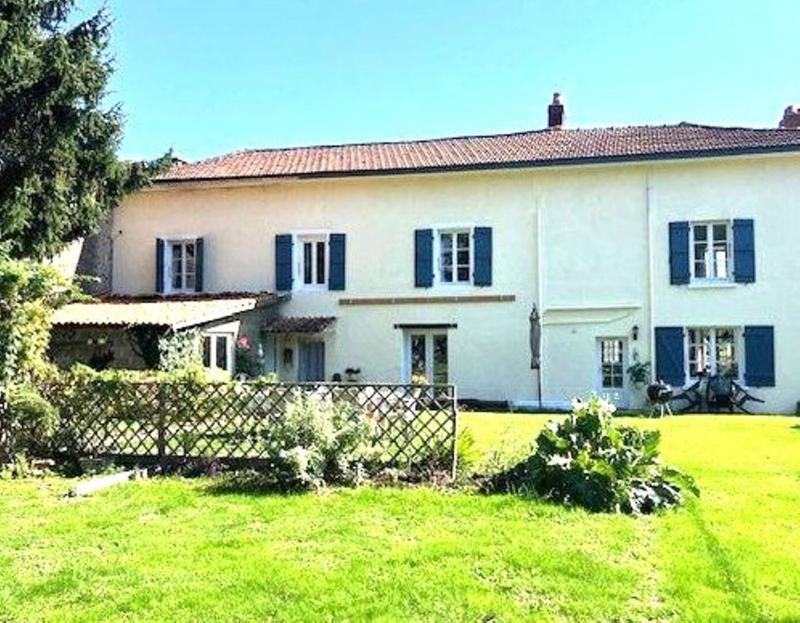 Maison - 213 m² - 8 pièces