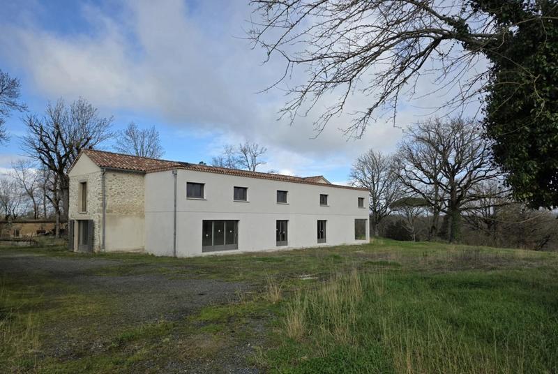 Corps de ferme - 486 m² - 10 pièces