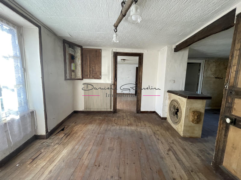 Immeuble - 130 m² - 7 pièces