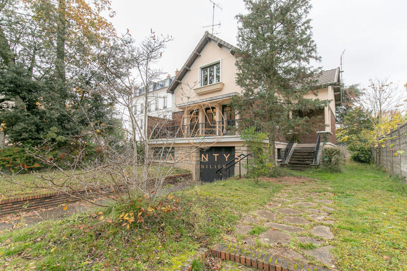 Maison ancienne - 152 m² - 7 pièces