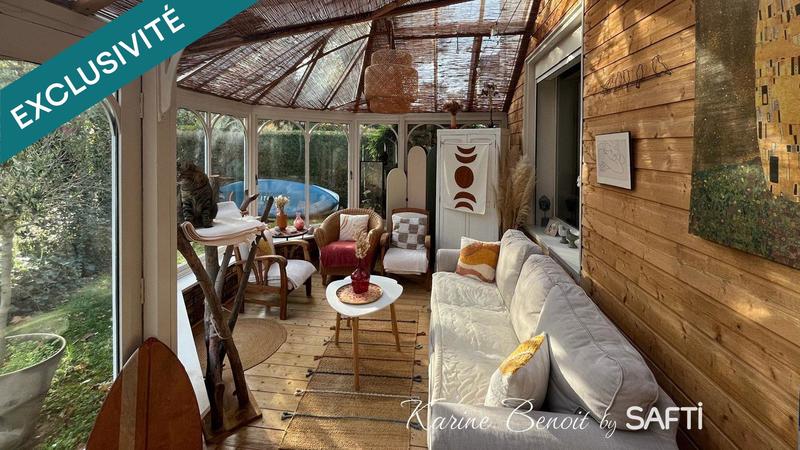 Maison - 237 m² - 8 pièces