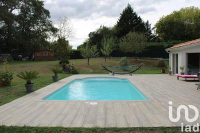 Maison - 193 m² - 6 pièces