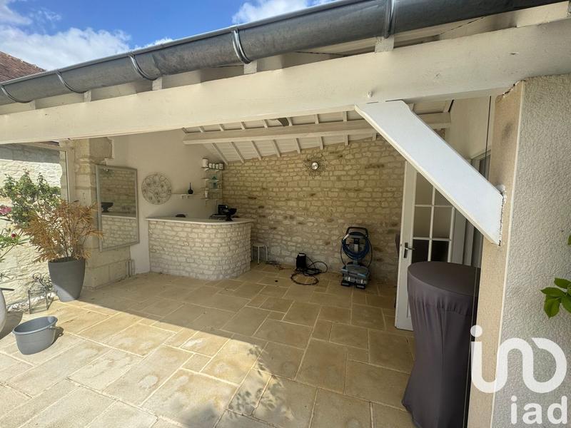 Maison - 656 m² - 10 pièces