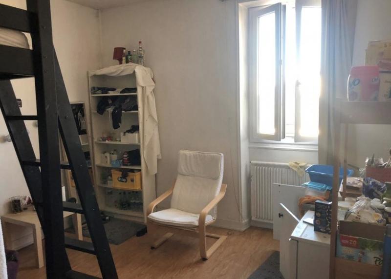 Appartement ancien - 12 m² - 1 pièce
