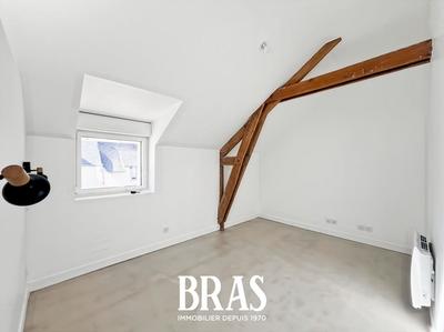 Moulin - 122 m² - 5 pièces