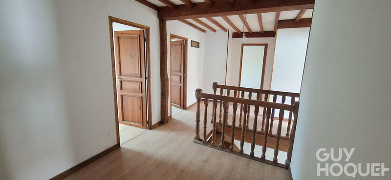 Maison - 180 m² - 9 pièces