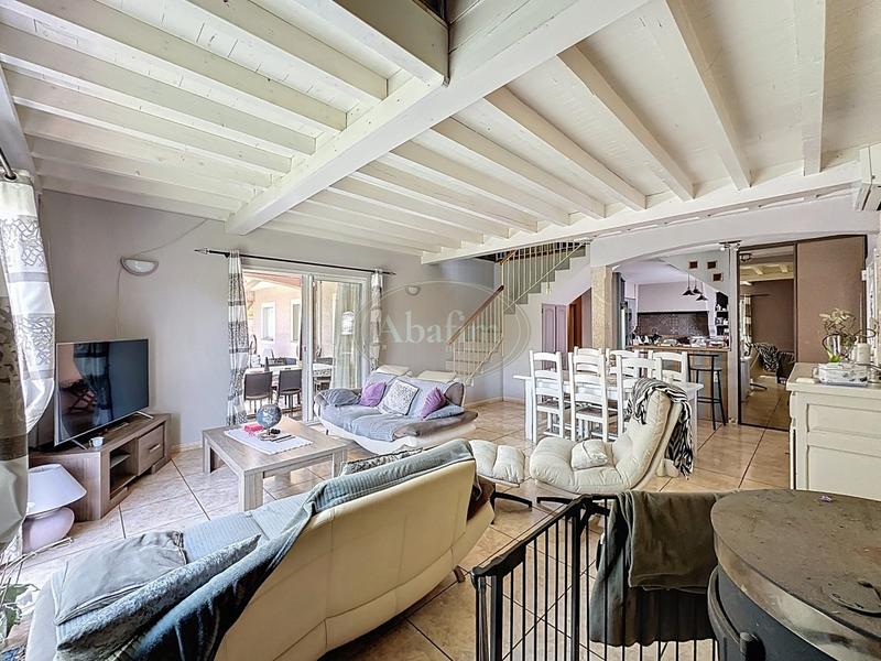 Maison - 178 m² - 7 pièces