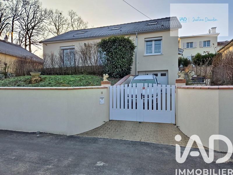 Maison - 120 m² - 7 pièces