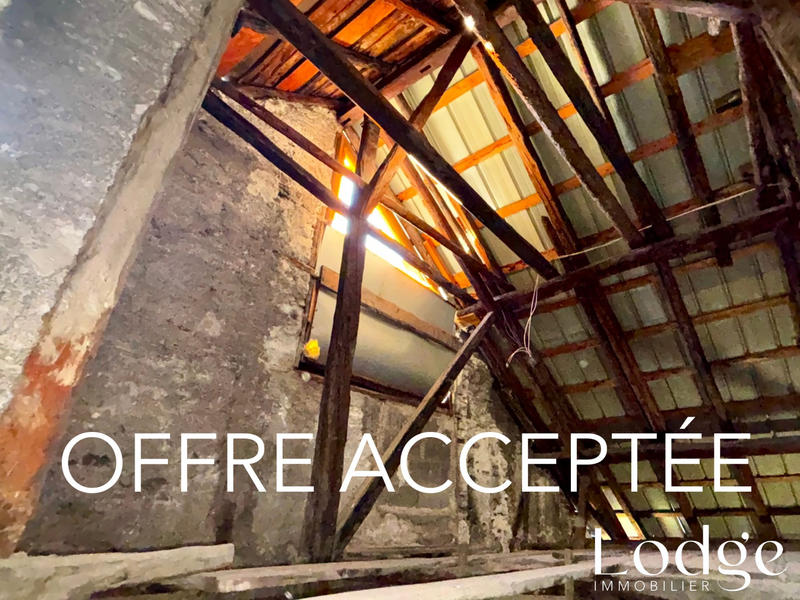 Appartement - 100 m² - 5 pièces