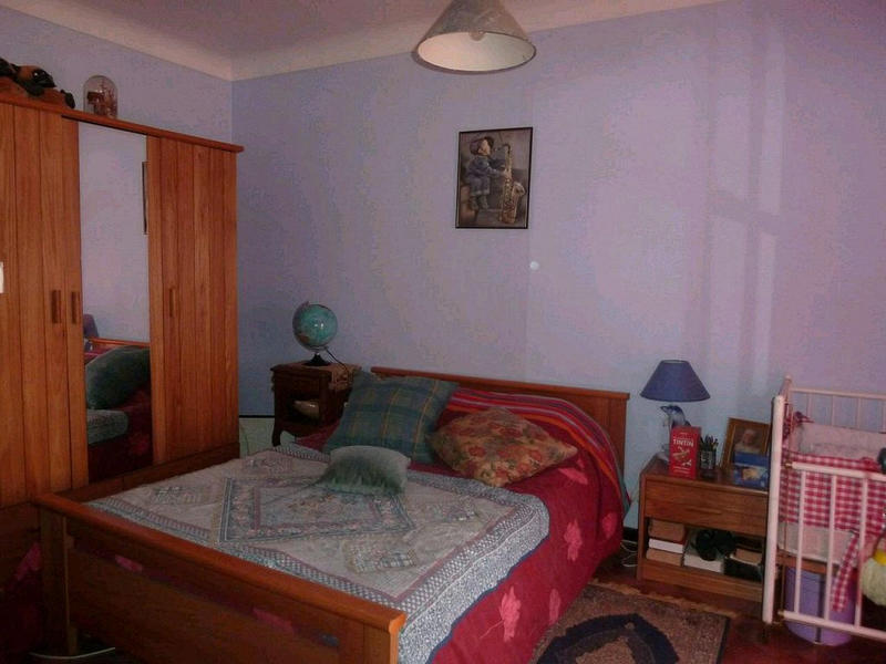 Maison - 220 m² - 8 pièces