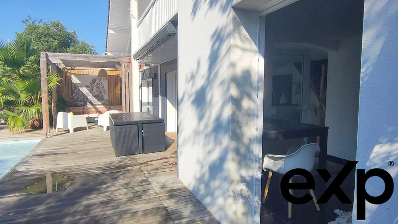 Maison - 140 m² - 6 pièces