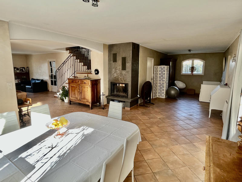 Villa - 172 m² - 5 pièces