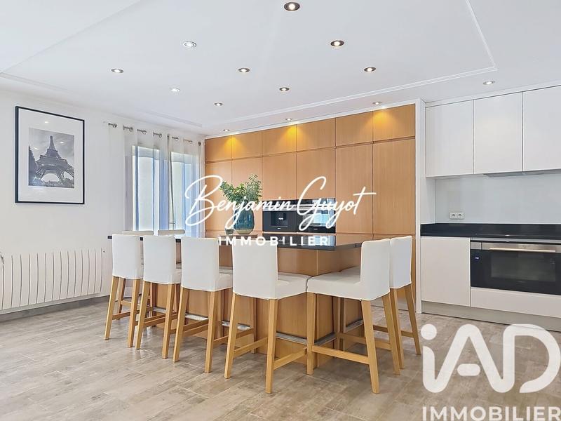 Maison - 108 m² - 4 pièces