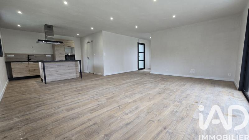 Maison - 97 m² - 5 pièces