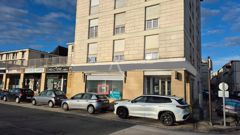 Local commercial - 89 m² - 4 pièces